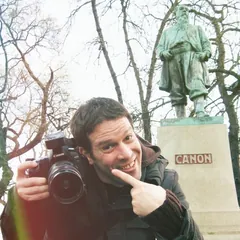 Bojan Pavluković sa fotoaparatom